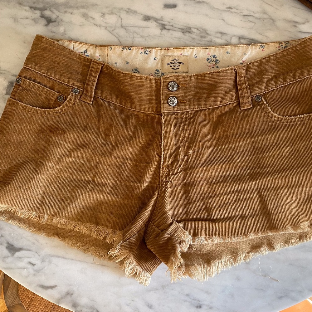 corduroy Abercrombie shorts